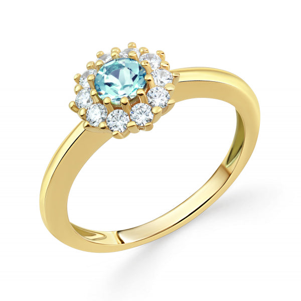 Bijora Damenring mit echtem Blautopas & 10 Zirkonia aus recyceltem 925 Silber – 1µ vergoldet, ca. 2 mm Ringschiene, elegantes Design, Gesamtansicht auf weißem Hintergrund.