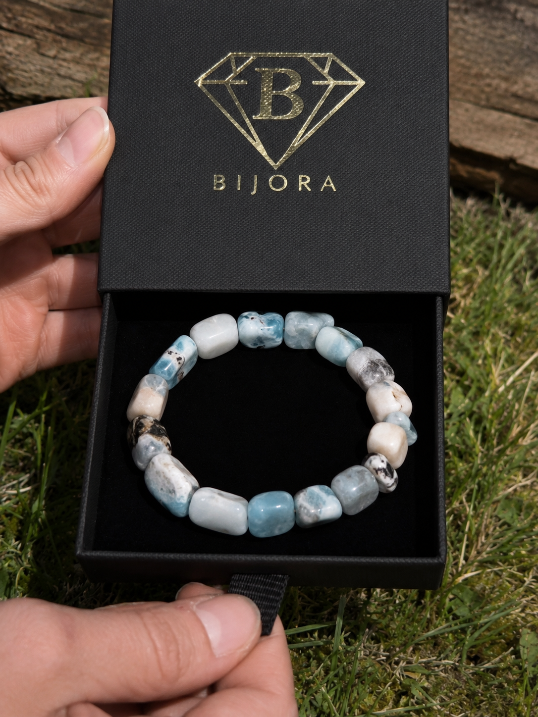 Larimar Armband in BIJORA Schmuckverpackung