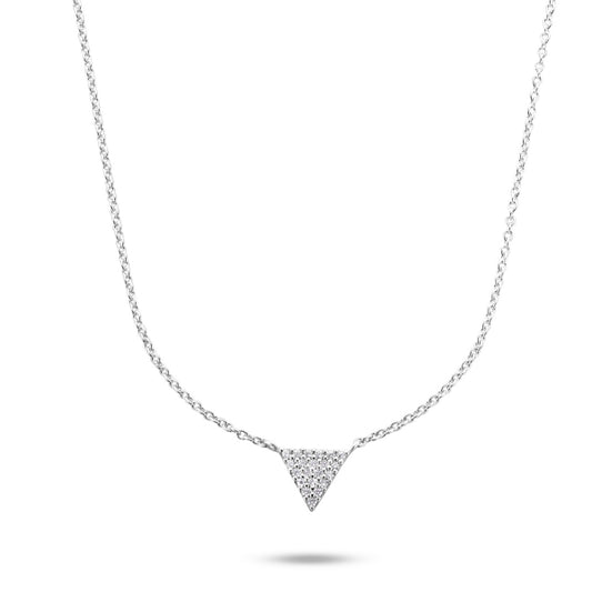 Detailansicht des Bijora Colliers mit Dreieck-Anhänger – rhodiniertes 925 Silber, 21 brillant geschliffene Zirkonia, fein gefasst und elegant verarbeitet, minimalistisches Design.