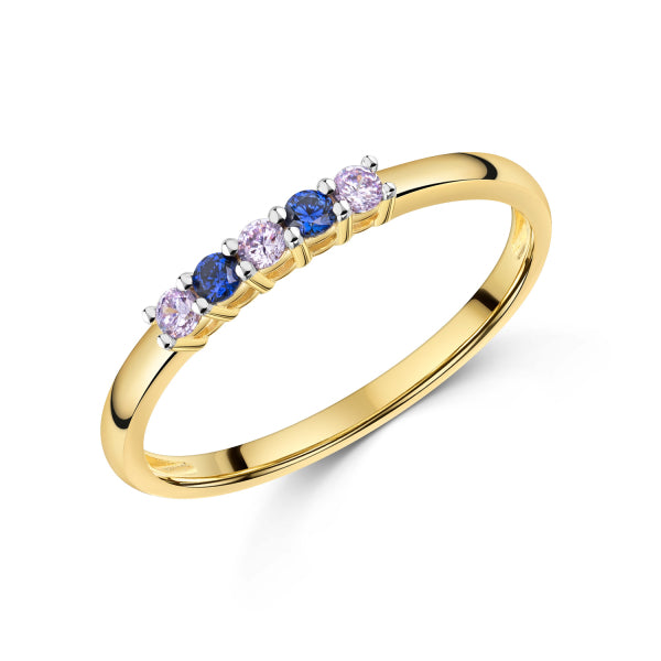 Bijora Damenring mit 5 Zirkonia aus recyceltem 925 Silber – 1µ vergoldet, 3 Lavendel- und 2 Tansanitfarbene Steine, zartes Design, Gesamtansicht auf weißem Hintergrund.