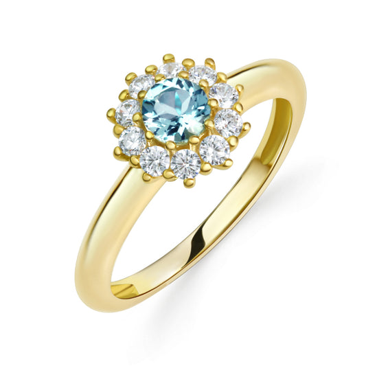 Bijora Damenring aus 333 Echtgold mit rundem Blautopas und 10 weißen Zirkonia-Steinen – edler Goldring, handgefertigt und nachhaltig, Gesamtansicht auf weißem Hintergrund.